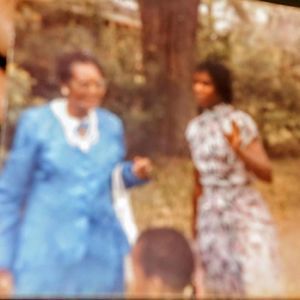 Meet your Posher, Edna